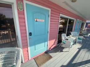 Beacon Beachfront #04 - Dolphin, Fort Myers Beach